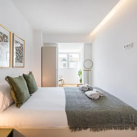Guestready - Relaxing Moment In A Vibrant Lägenhet